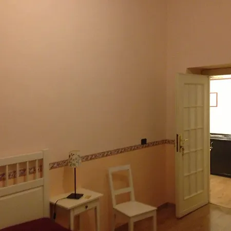 A Romatermini Bed & Breakfast